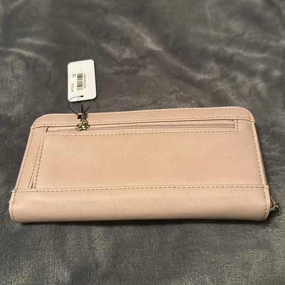 NWT Guess Wristlet Off White & Pink with Silver Studded Detail - Picture 3 of 4
